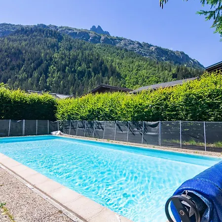 Le Chardonnet D W/shared Pool & Panoramic Views - Happy Apartment *